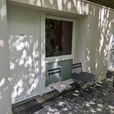 Lägenhet Rez De Chaussee Avec Terrasse Centre Thermal Et Touristique - Casa