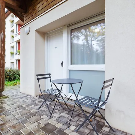 Rez De Chaussee Avec Terrasse Centre Thermal Et Touristique - Casa *